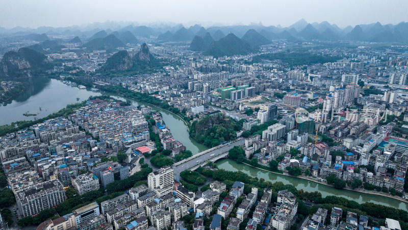 山水环绕的桂林城市风光全景鸟瞰