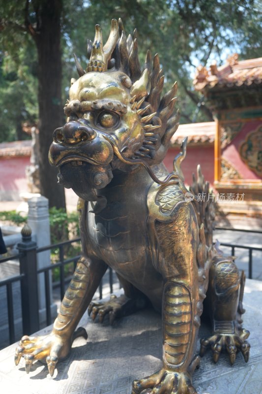 故宫神兽铜雕特写