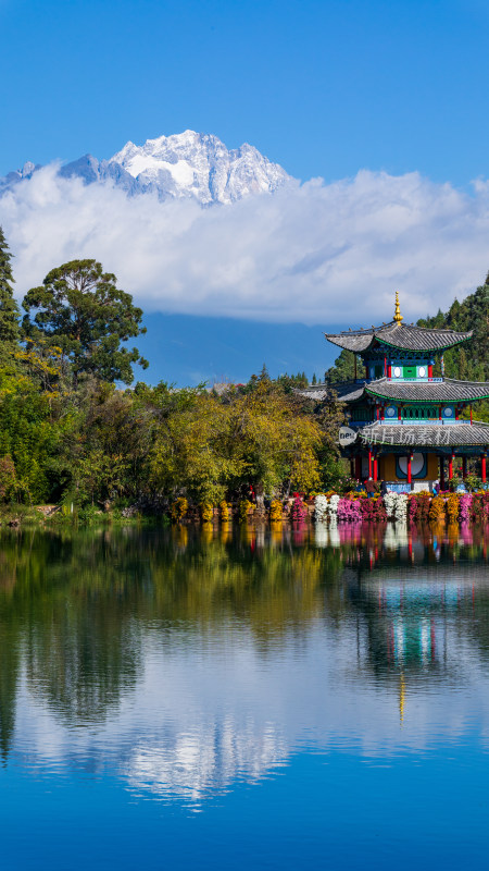 丽江古城黑龙潭景