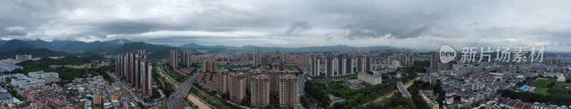 广东东莞：航拍暴雨过后的清溪镇城市风光