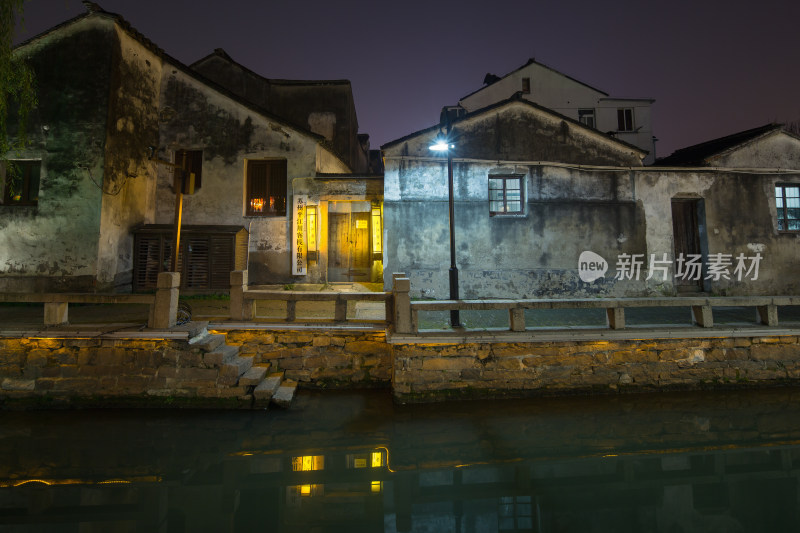 苏州平江路夜景