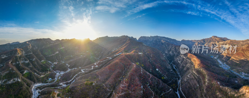 北京房山坡峰岭红叶与日落航拍全景