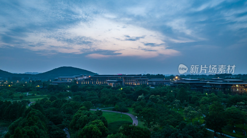 徐州市大龙湖风景区星露谷露营地度假区