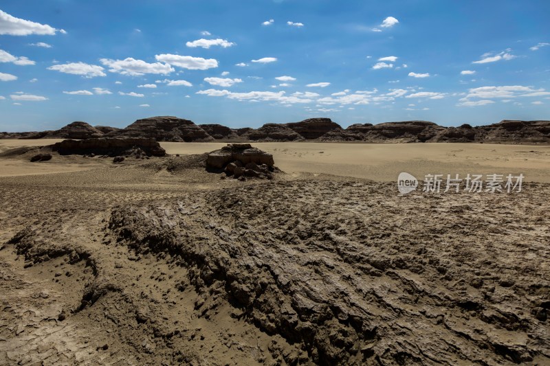 青海柴达木雅丹地貌