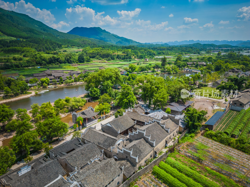 桂林自然风光4A景区东漓古村