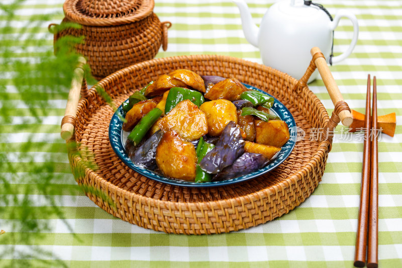 营养美味地三鲜