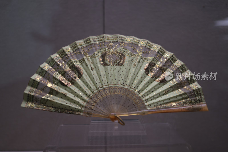 中国扇博物馆西洋绢面折扇