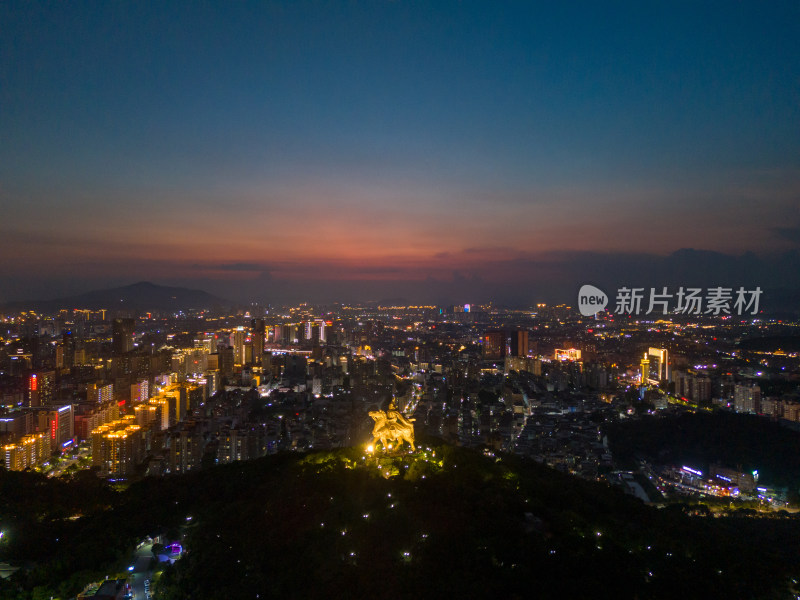 福建泉州晚霞夜景航拍图