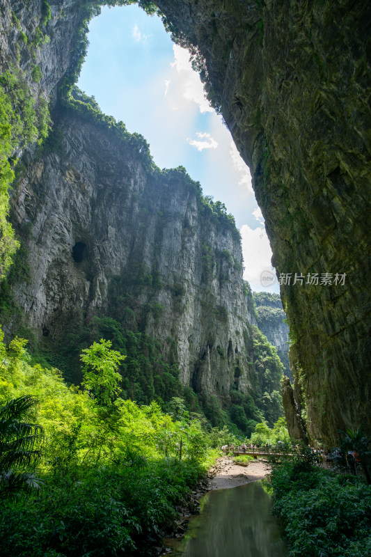 重庆武隆后坪乡天坑群景观