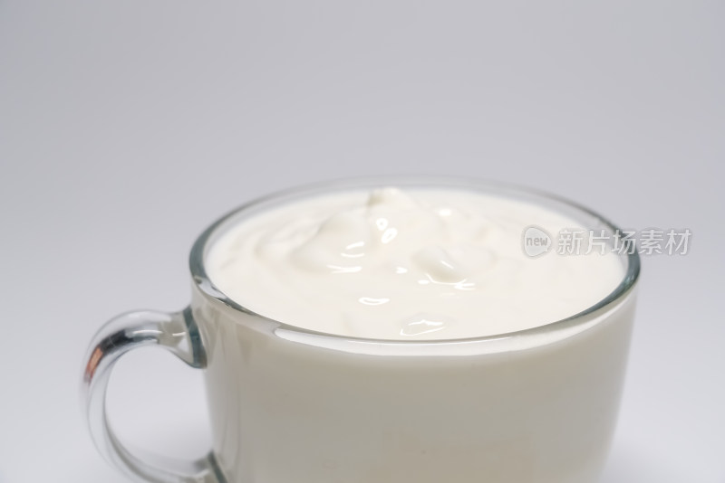 美食牛奶酸奶杯子营养饮料