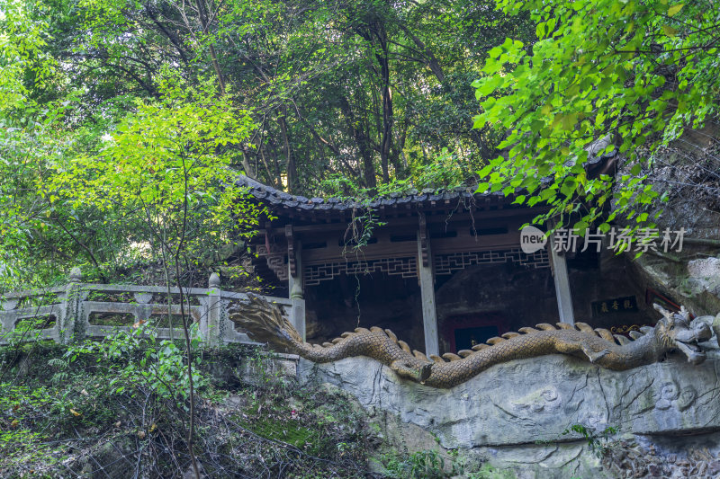 杭州宝石山景区金鼓洞景点