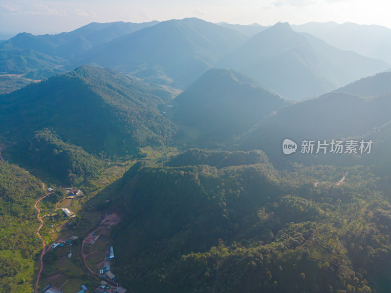 航拍云南乡村田园风光