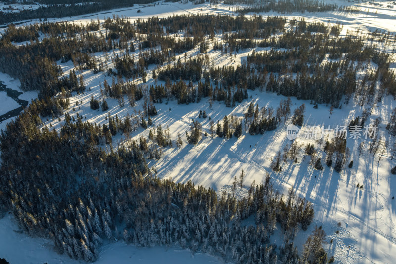 新疆北疆阿勒泰喀纳斯冬季雪景童话世界航拍