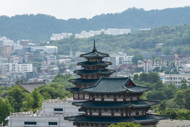 韩国景福宫内的古建筑风光