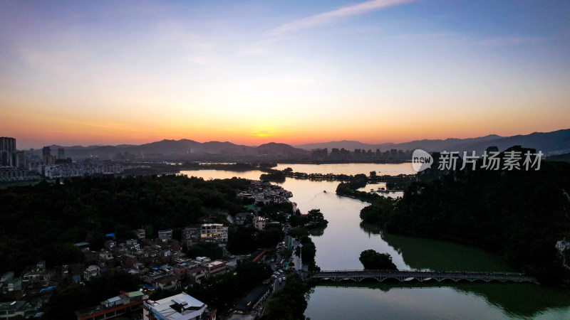 广东肇庆星湖七星山日落晚霞夕阳航拍