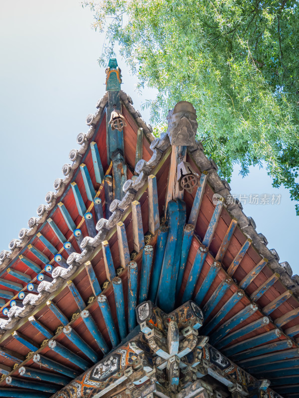 山西太原晋祠古建筑的飞檐翘角