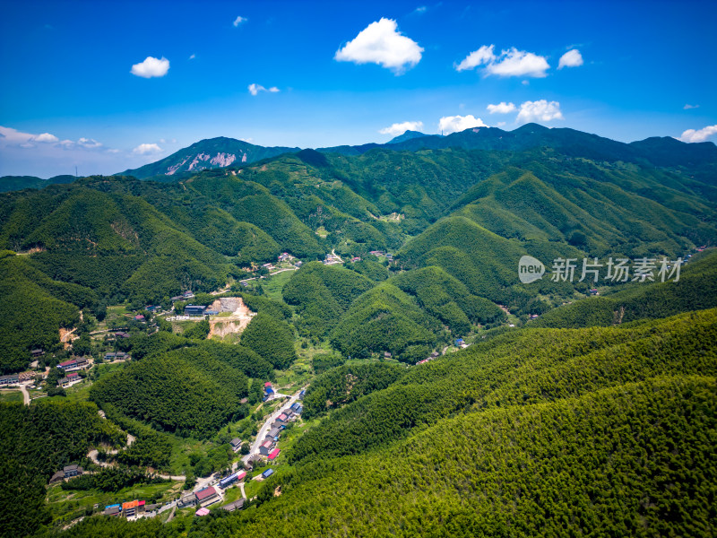 祖国大好河山南岳衡山竹林航拍图