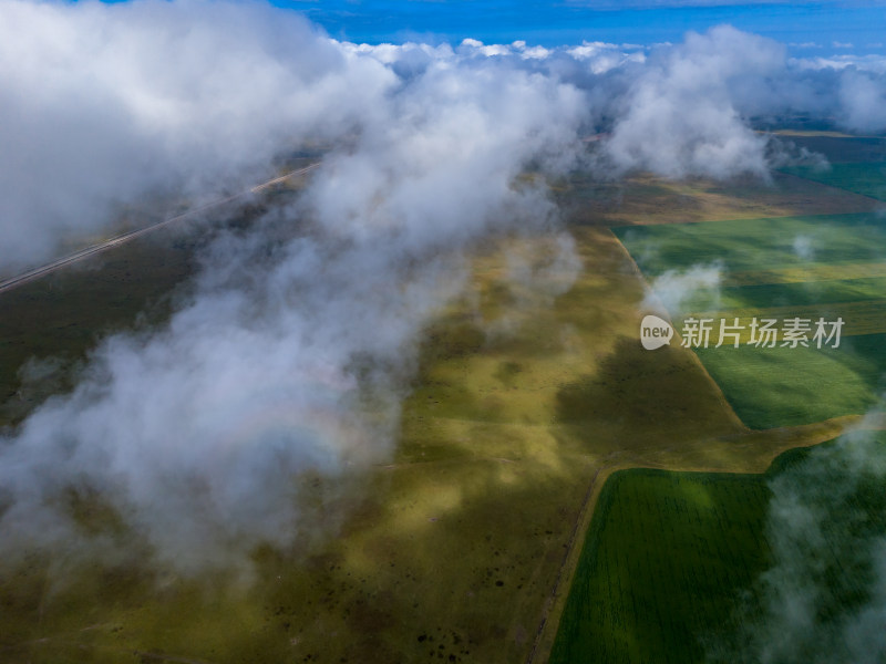 云海蓝天白云风景航拍图