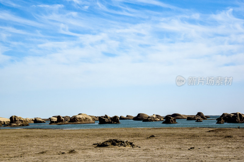 乌素特(水上)雅丹景区