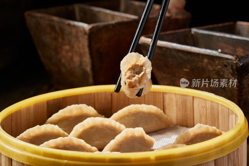 粗粮莜面鱼肉馅蒸饺