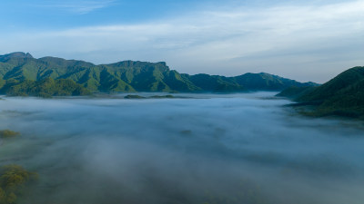 山间云海