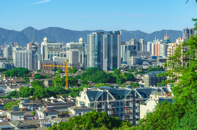 福建省福州乌山风景区俯瞰城市风光