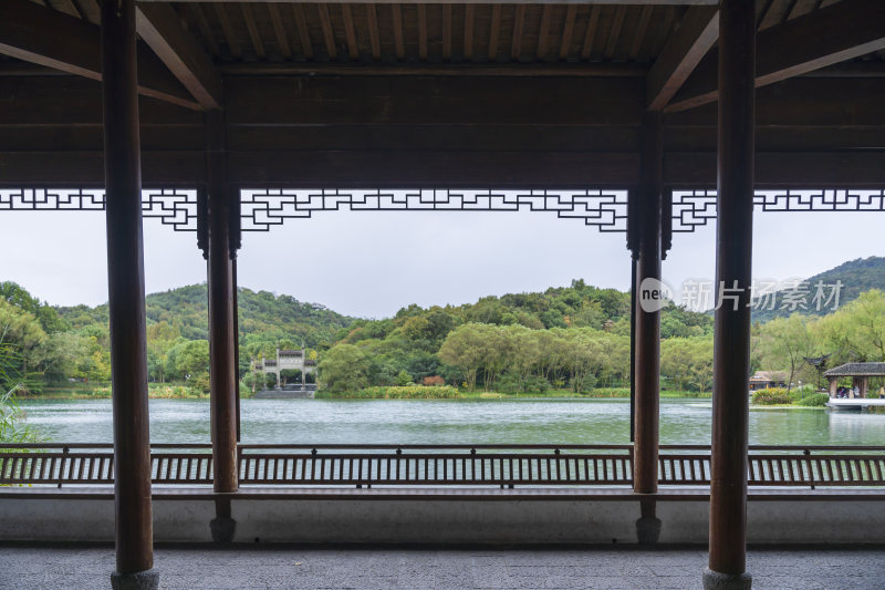 杭州三台山景区霁虹桥风景