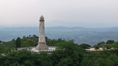 航拍乳山市马石山十勇士革命烈士纪念馆