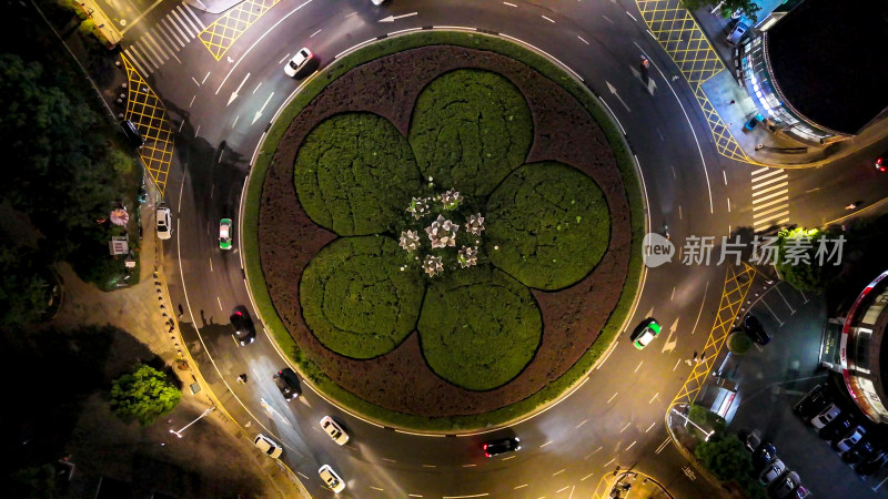 俯拍九江城市圆形交通转盘夜景