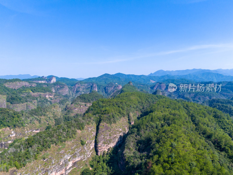 福建泰宁大金湖景区丹霞风光航拍图