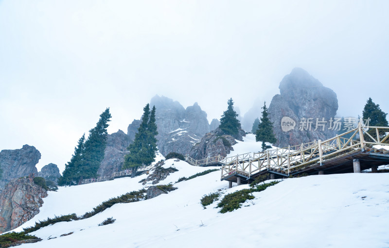 新疆天山天池风景名胜区登山栈道