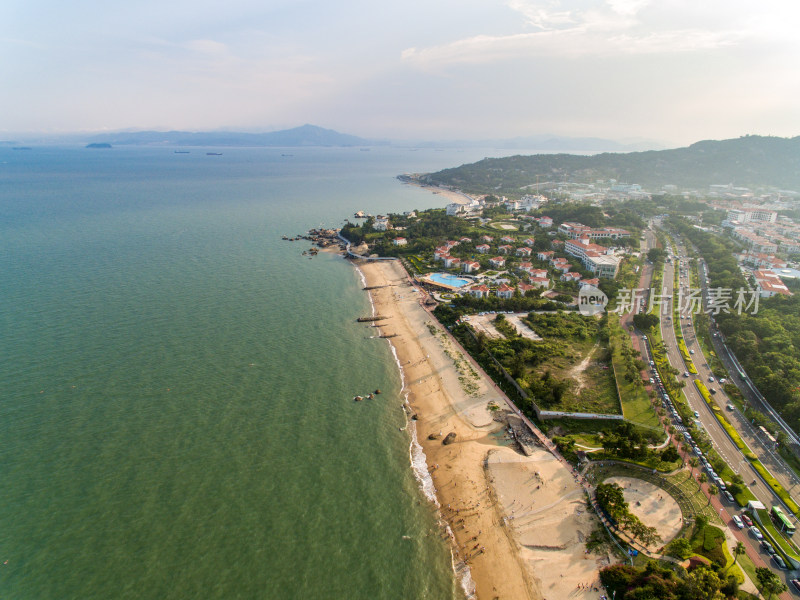 航拍厦门环岛路沙滩海景海岸线海悦山庄酒店