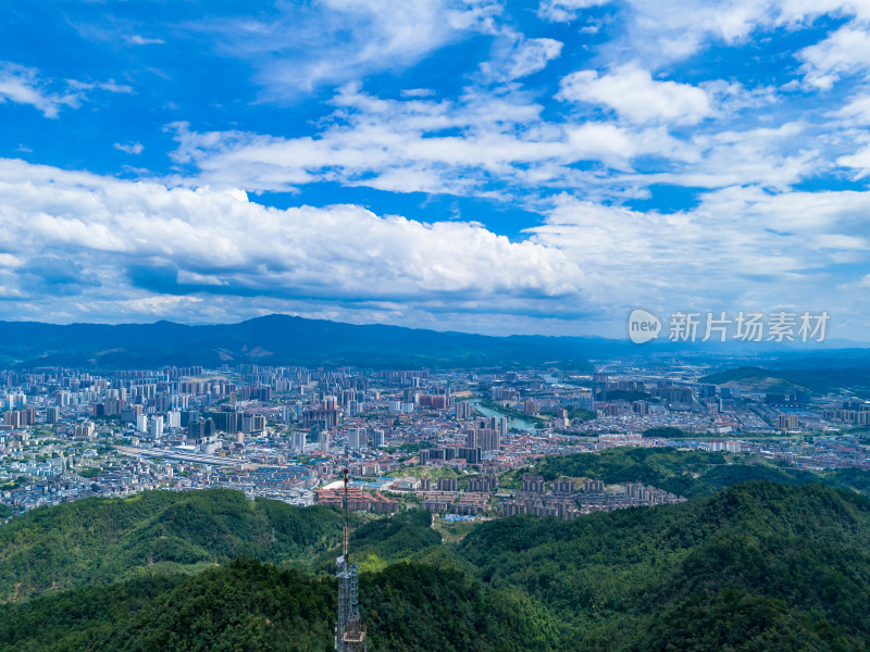 湖南怀化中坡山看城市全景航拍图