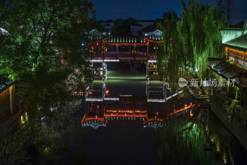 浙江湖州南浔古镇水乡百间楼夜景