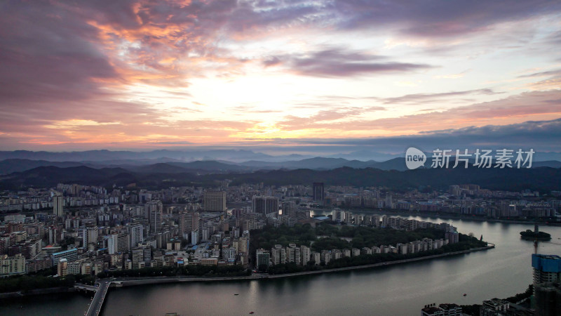 广东韶关城市晚霞夕阳航拍图