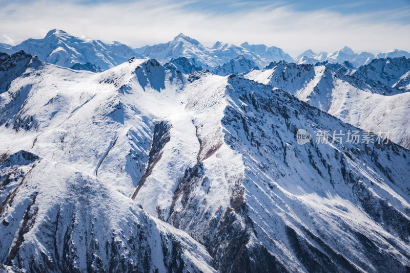 新疆天山山脉雪山山峰山脉