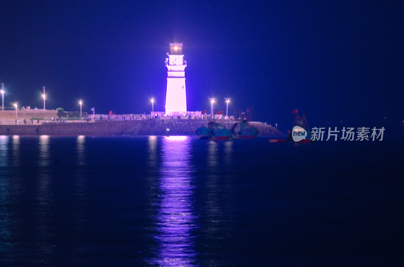 青岛奥帆中心夜晚海边灯塔夜景全景