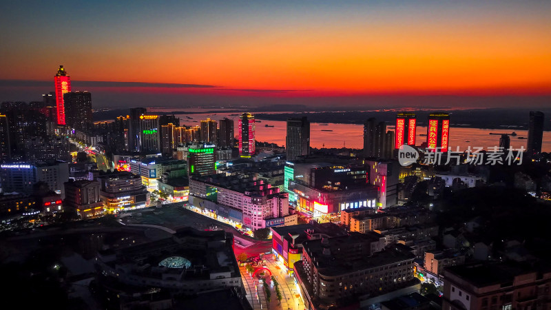 安徽芜湖城市晚霞夜景灯光航拍