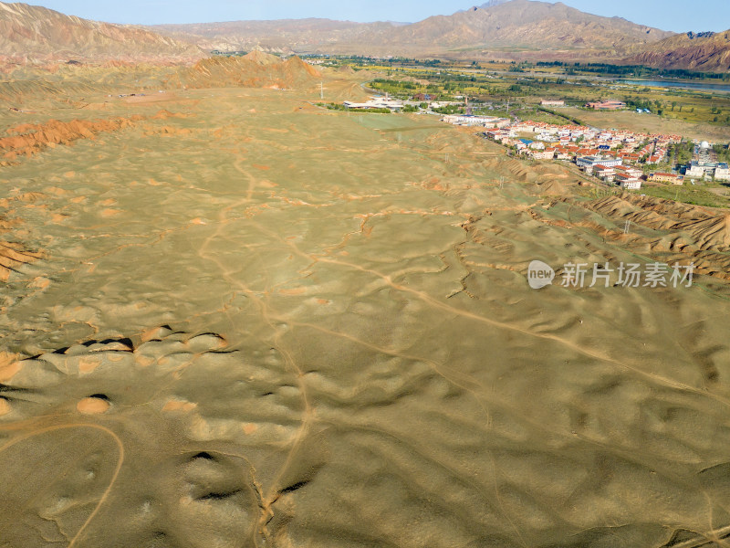 七彩丹霞丹霞地貌航拍图