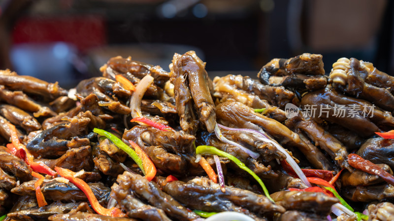 中国新疆国际大巴扎美食街的美食特写