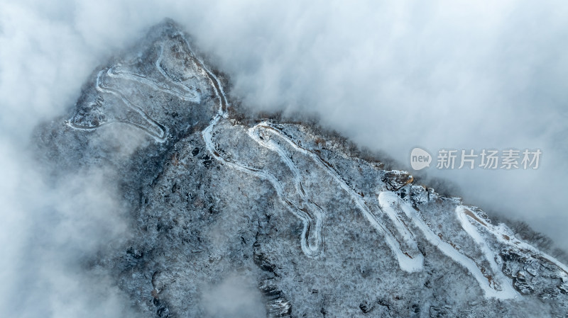 高山雪后云海道路航拍