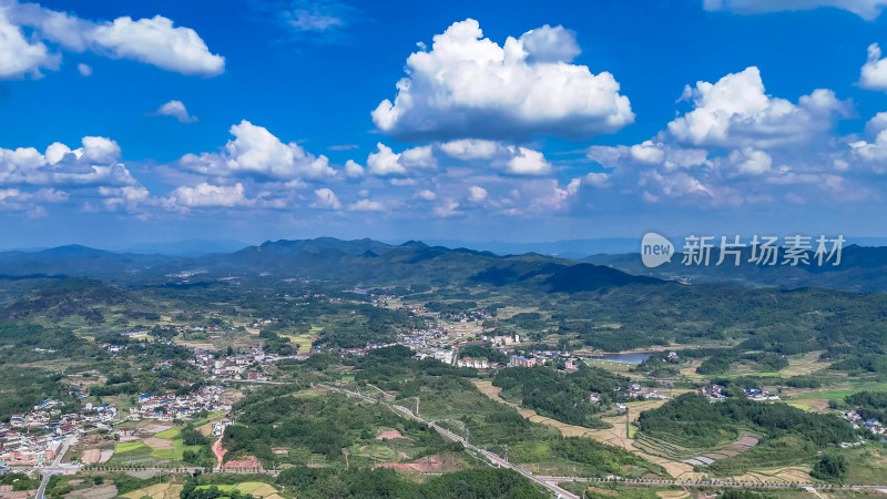 丘陵山川稻田梯田风光航拍