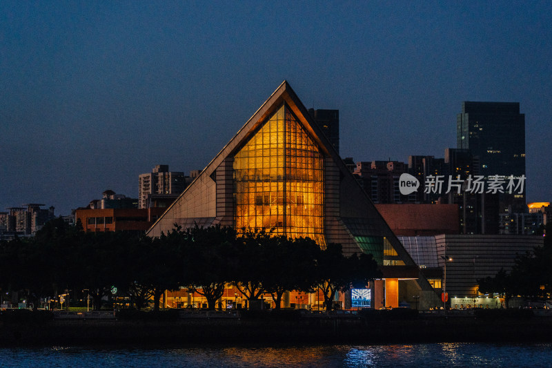 广州二沙岛星海音乐厅夜景