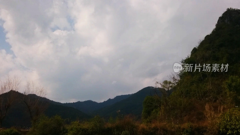 桂林山脉蓝天自然风景