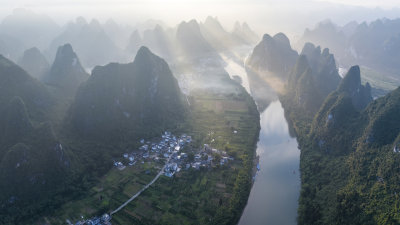 桂林山水漓江晨曦