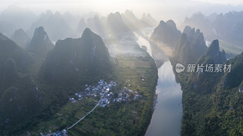 桂林山水漓江晨曦