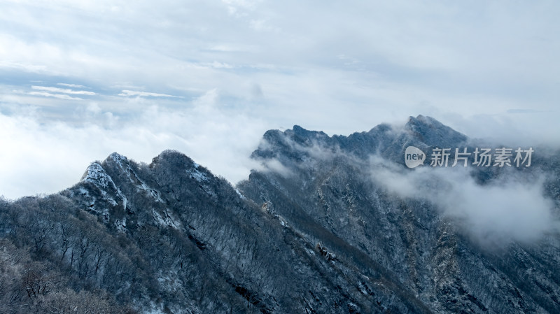 高山雪后云海航拍