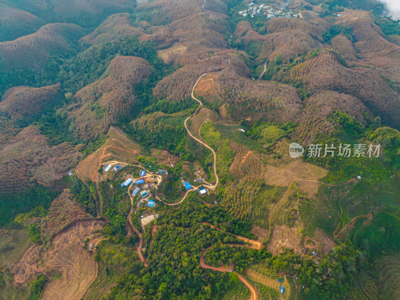 航拍山区乡村田园风光