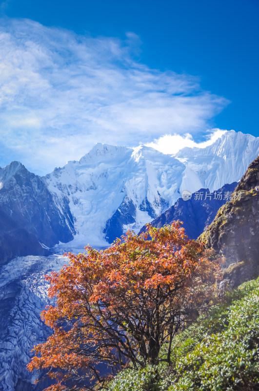 梅里雪山北破雪山自然风景