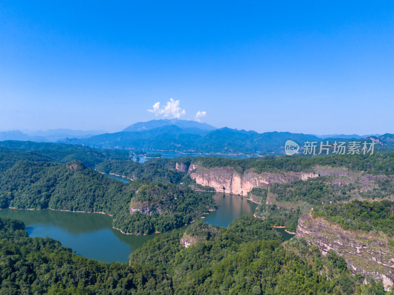 福建泰宁大金湖丹霞地貌航拍图